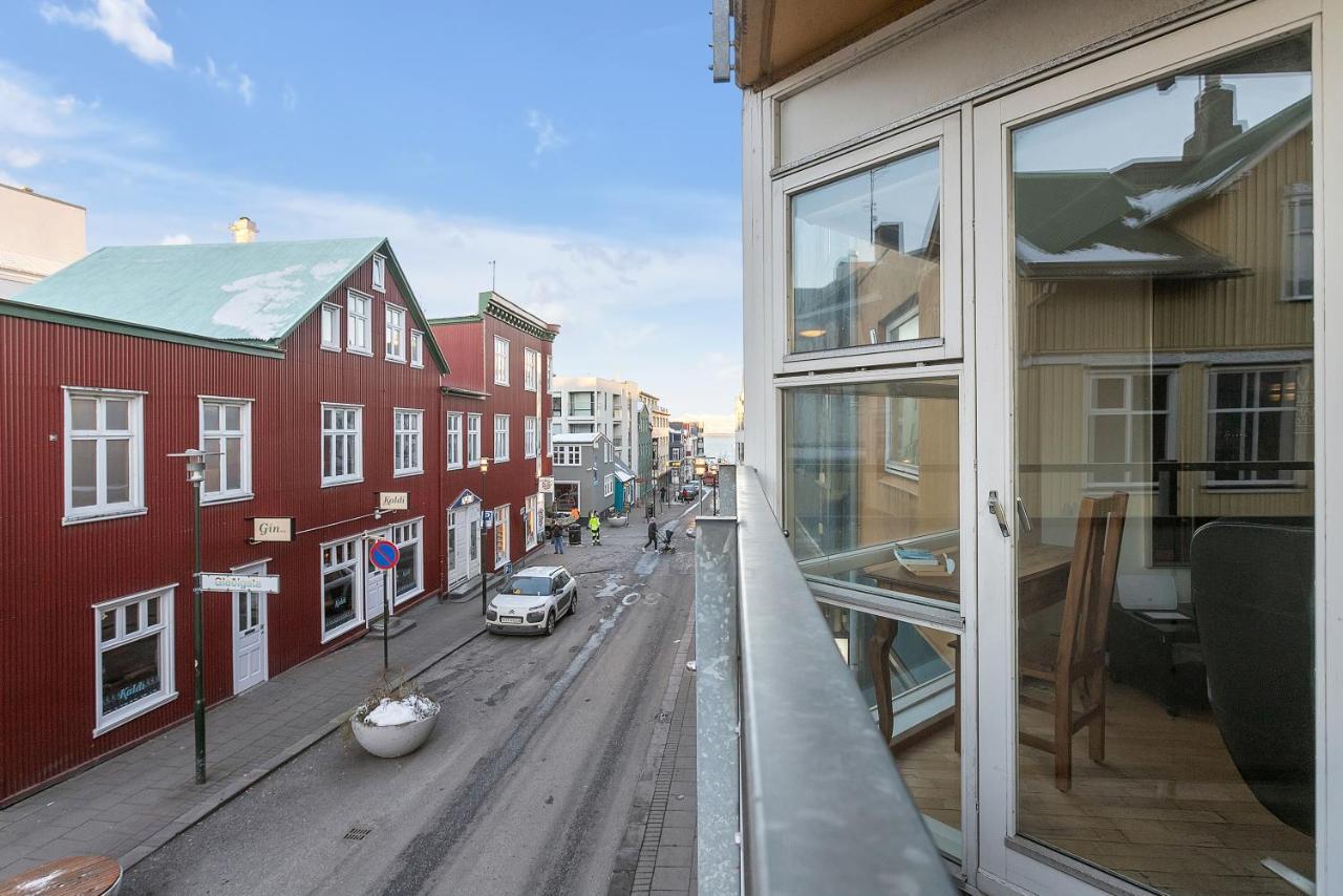 Charming One-Bedroom Apartment เรคยาวิก ภายนอก รูปภาพ